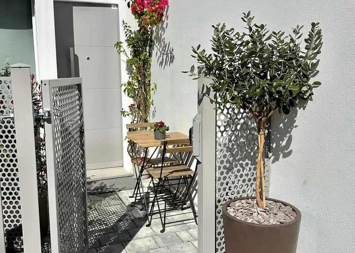 Mood\'S Home Blq